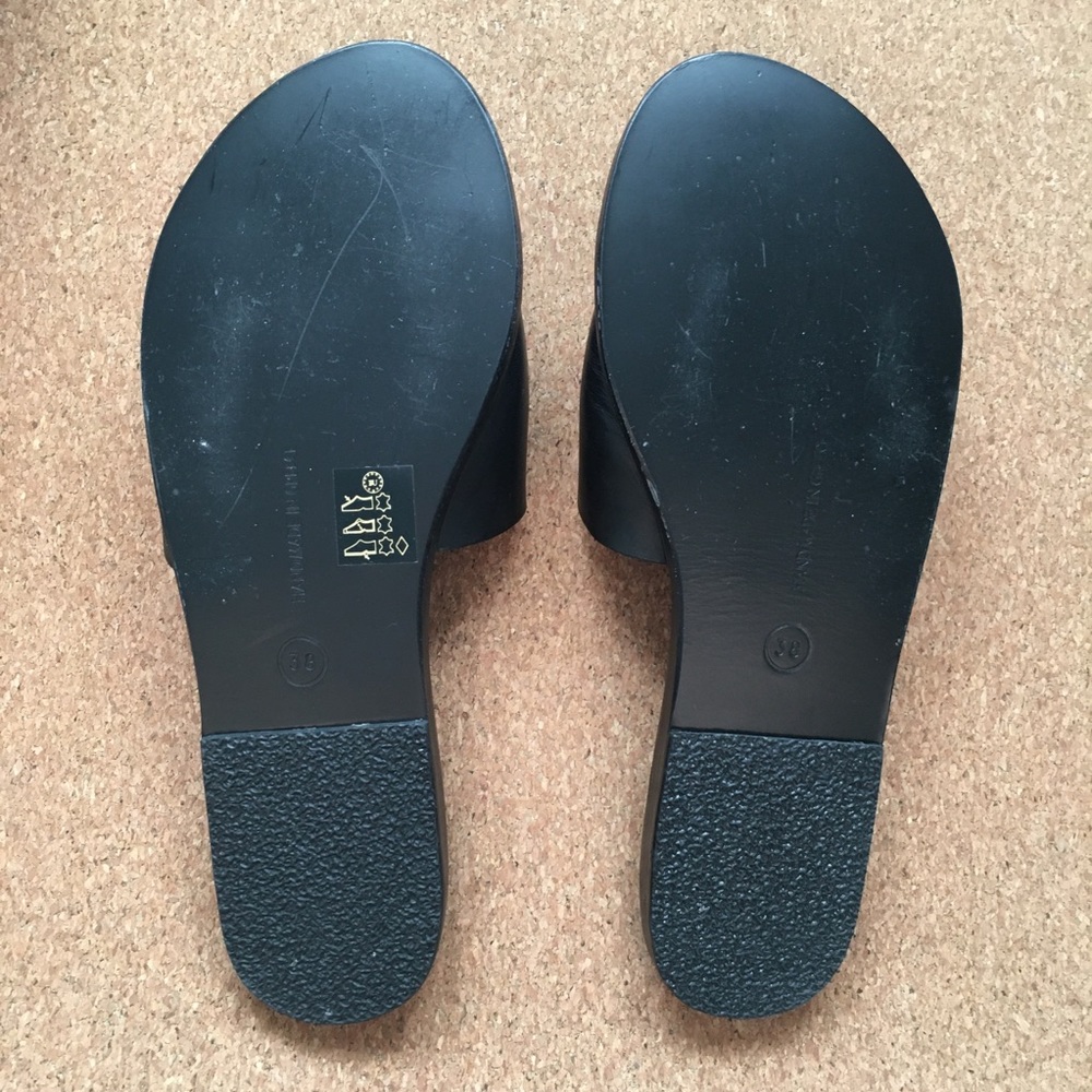 **SOLD** AGS Taygete Leather Slip-On 38 - Picture 6 of 8